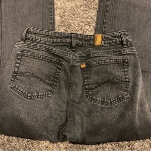 Women’s Wrangler Aura Jeans